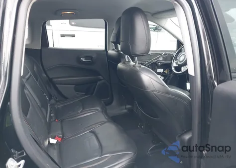 2018 Jeep Compass Limited 4X4 from USA, damaged, VIN 3C4NJDCB7JT340659